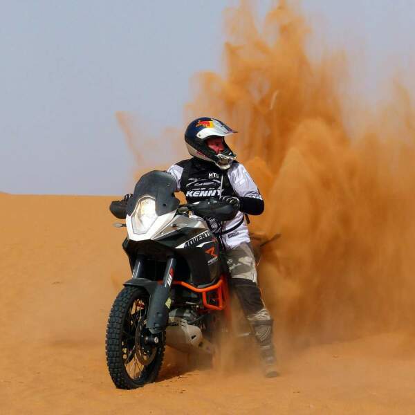 Motorradreisen Marokko Zagora Haltepunkt Abenteuer